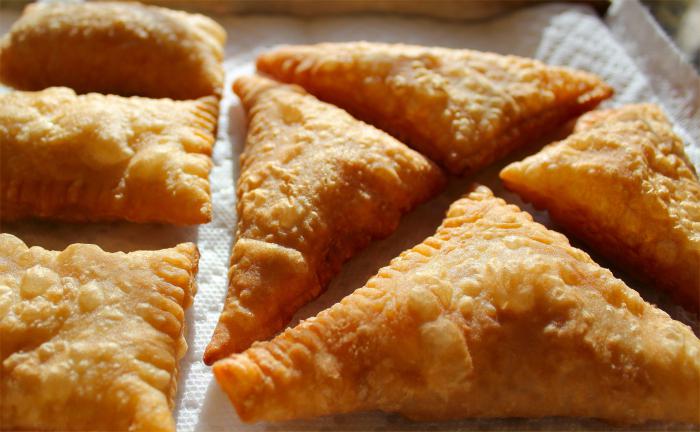 Kako napraviti tijesto na chebureki mjehurić, ukusna. Cheburek tijesto: najbolji recept