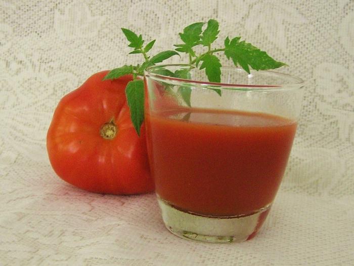 Domaći sok od rajčice za zimu.