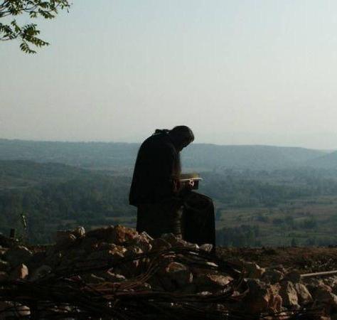 Je li asketsko dobrovoljno ili prisilno pustinjak?