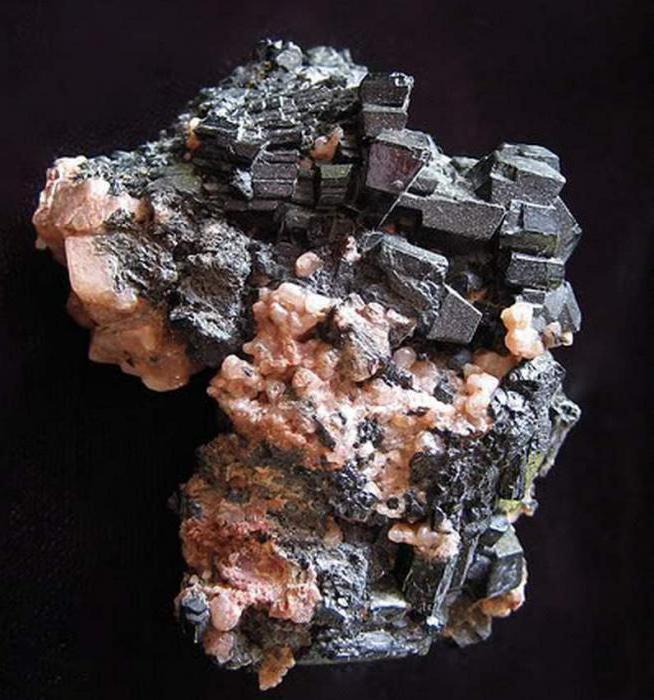 sastav hornblende