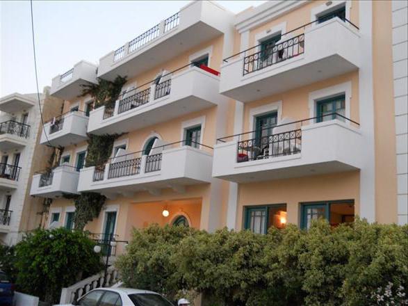 Antinoos Hotel 2 * (Grčka, Heraklion): Opis soba, usluga, recenzija