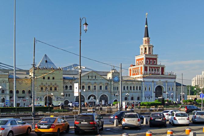 Kazan Željeznički kolodvor u Moskvi - arhitektonski orijentir glavnog grada