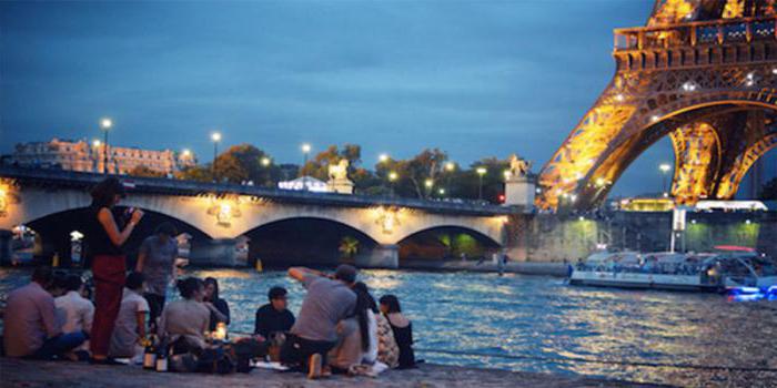 Koliko je zanimljivo putovanje u Pariz u listopadu?