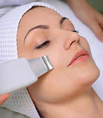 Ultrasonic peeling lica je jedna od najkarosnijih metoda čišćenja